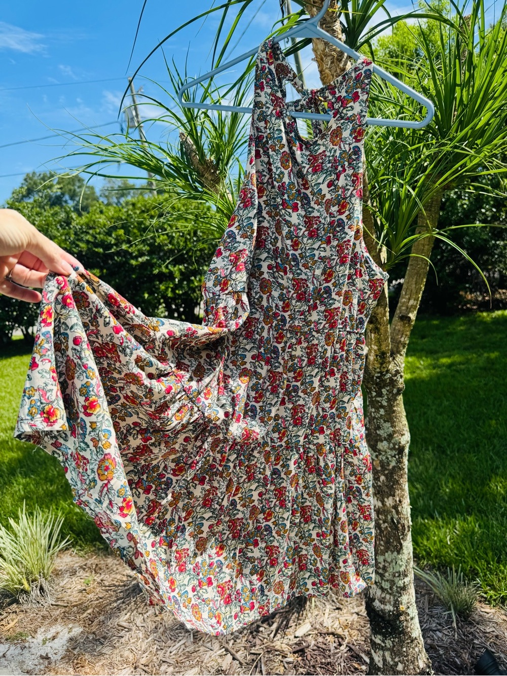 NATURAL LIFE Floral Mini Dress in White, Red, Green